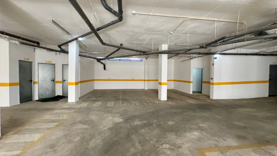 Apartamento T3 para Venda em Quelfes Foto 13