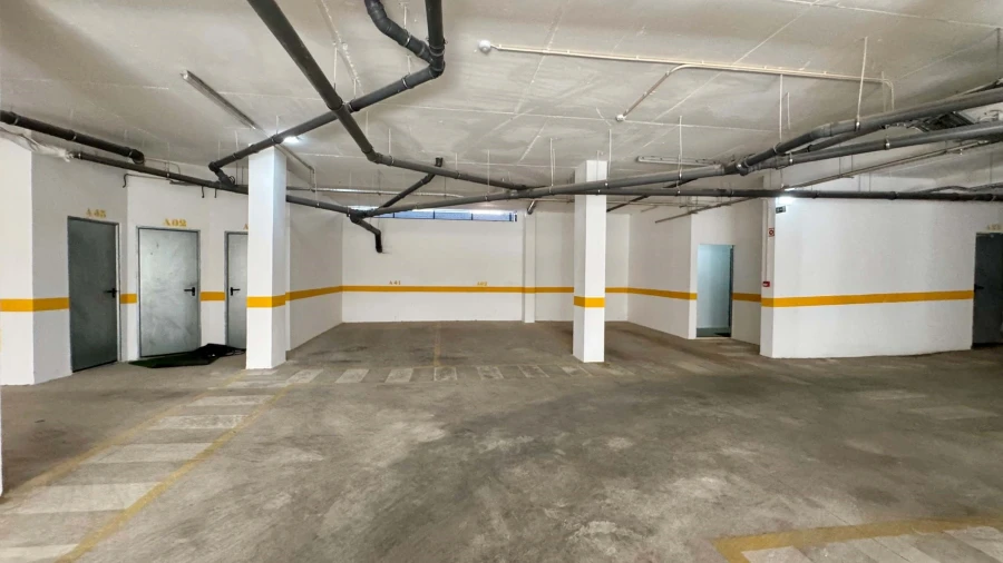 Apartamento T3 para Venda em Quelfes Foto 23