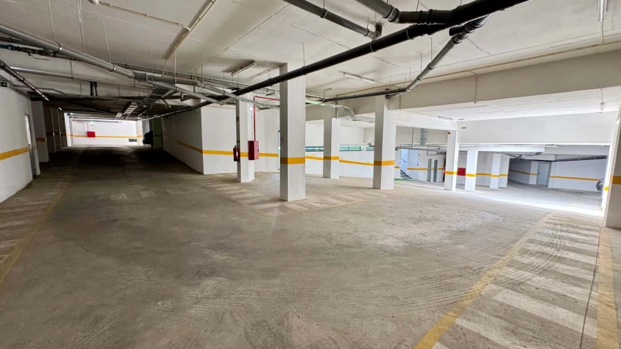 Apartamento T3 para Venda em Quelfes Foto 21