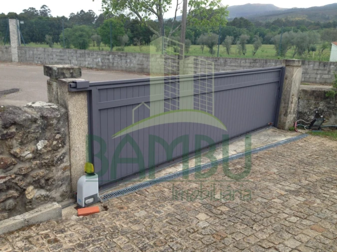 Moradia T3 para Venda em Cerdal Foto 11