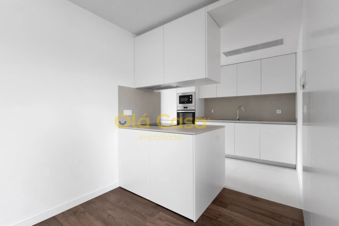 Apartamento T1 para Venda em Cedofeita, Santo Ildefonso, Sé, Miragaia, São Nicolau e Vitória Foto 3