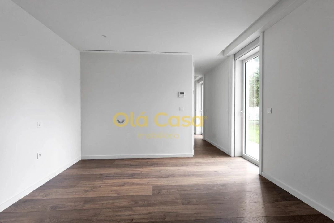 Apartamento T1 para Venda em Cedofeita, Santo Ildefonso, Sé, Miragaia, São Nicolau e Vitória Foto 4