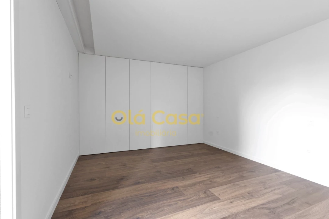 Apartamento T1 para Venda em Cedofeita, Santo Ildefonso, Sé, Miragaia, São Nicolau e Vitória Foto 18