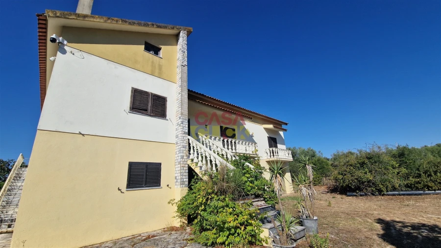 Moradia T6 para Venda em Alcanena e Vila Moreira Foto 4