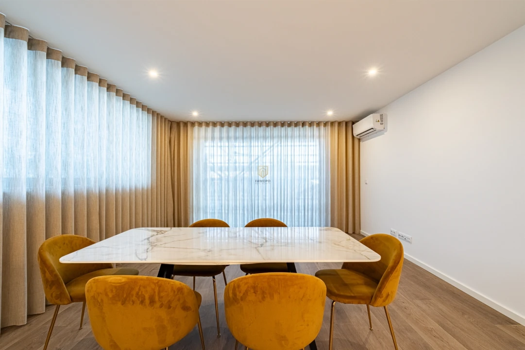 Apartamento T4 para Venda em Matosinhos e Leça da Palmeira Foto 4