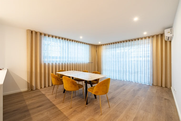 Apartamento T4 para Venda em Matosinhos e Leça da Palmeira Foto 5