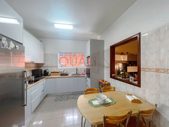 Moradia T5 para Venda em Santo Antonio Foto 10