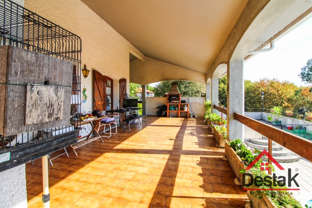 Moradia T6 para Venda em Carvalhais e Candal Foto 6