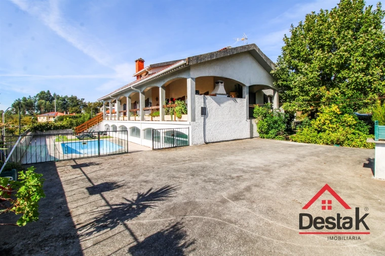 Moradia T6 para Venda em Carvalhais e Candal Foto 2