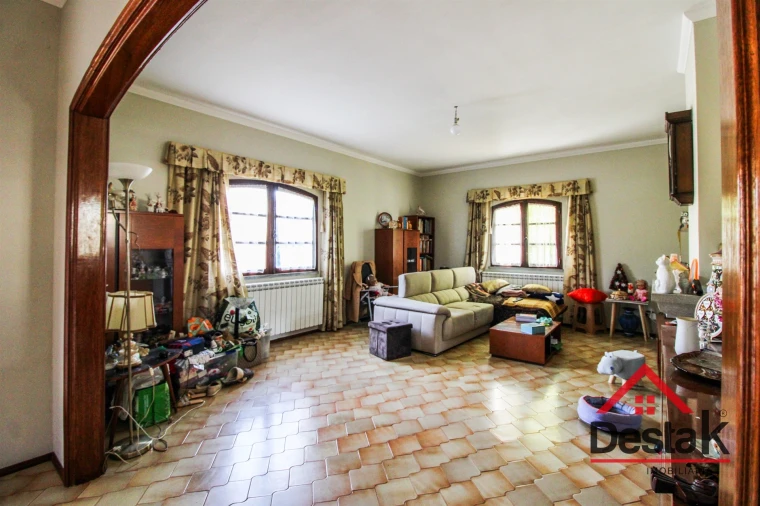 Moradia T6 para Venda em Carvalhais e Candal Foto 13