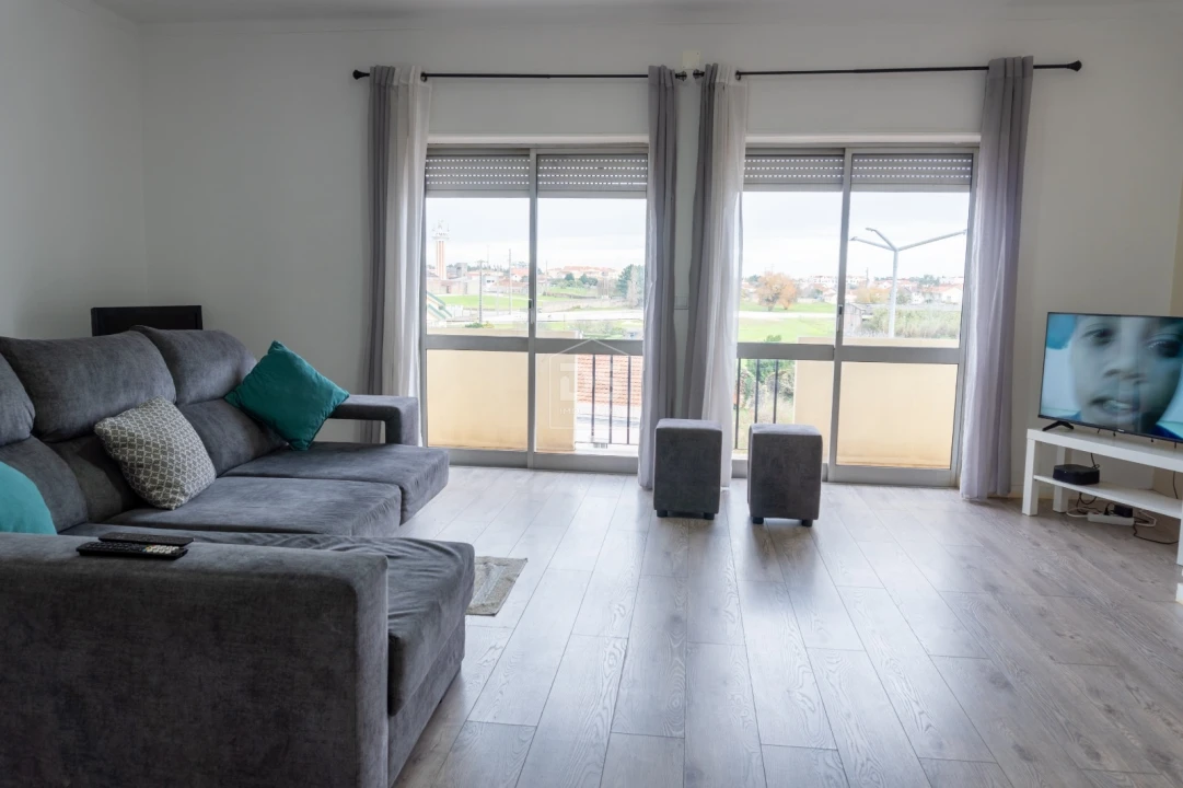 Apartamento T3 para Venda em Marinha Grande Foto 3