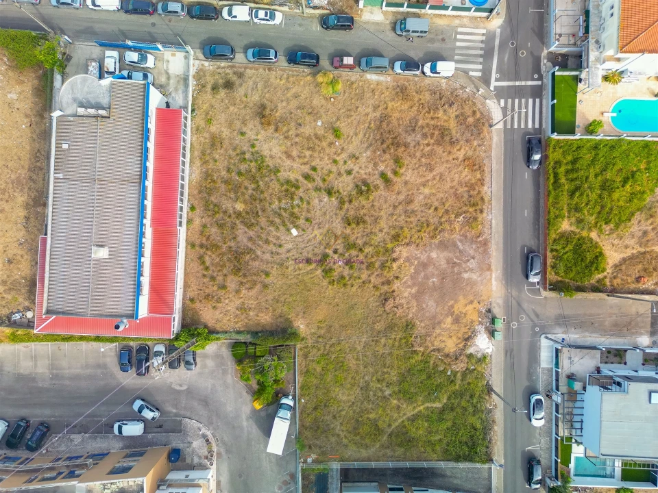 Terreno para Venda em Cacém e São Marcos Foto 11