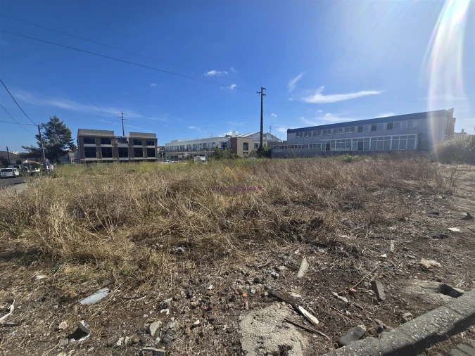 Terreno para Venda em Cacém e São Marcos Foto 19
