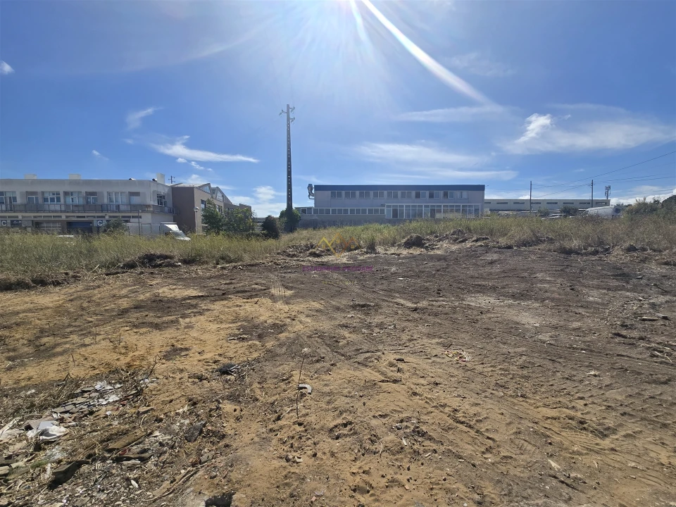 Terreno para Venda em Cacém e São Marcos Foto 17