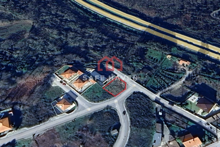 Terreno para Venda em Quintela de Azurara Foto 10