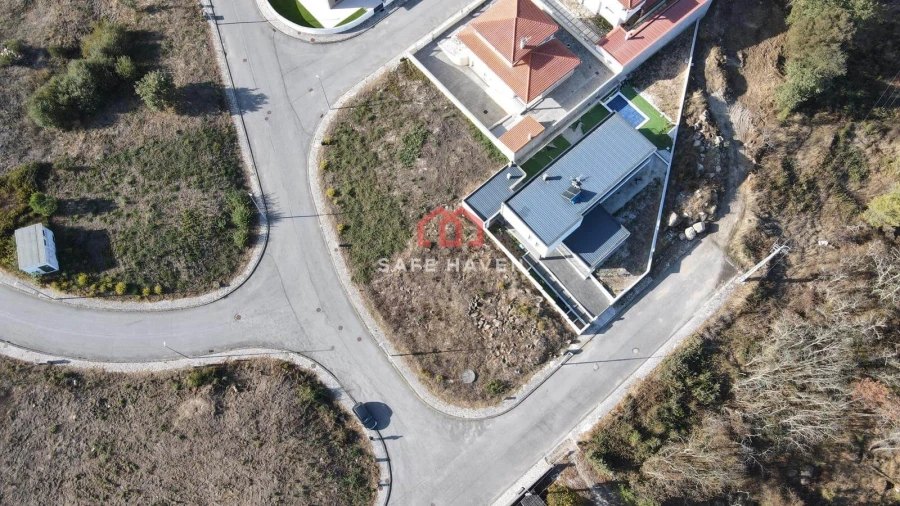 Terreno para Venda em Quintela de Azurara Foto 5