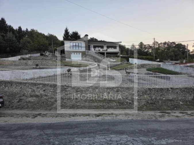 Moradia T4 para Venda em Bigorne, Magueija e Pretarouca Foto 21