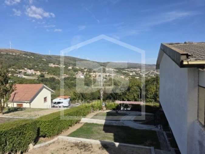 Moradia T4 para Venda em Bigorne, Magueija e Pretarouca Foto 2