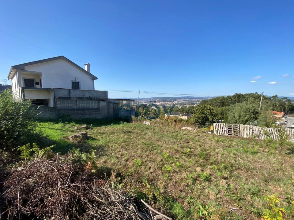 Terreno para Venda em Roriz Foto 3