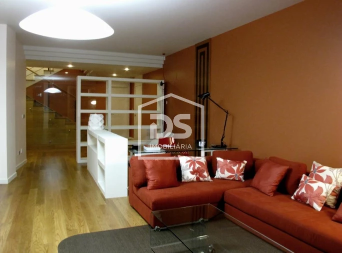 Moradia T3 para Venda em Caniço Foto 20