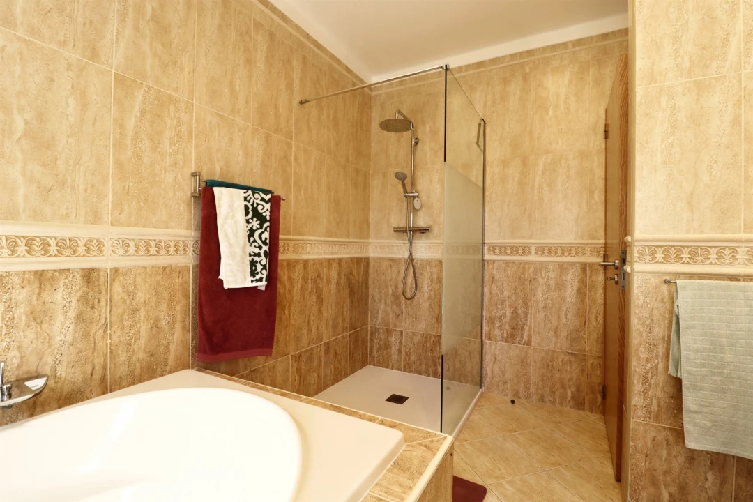 Moradia T3 para Venda em Alcantarilha e Pêra Foto 42