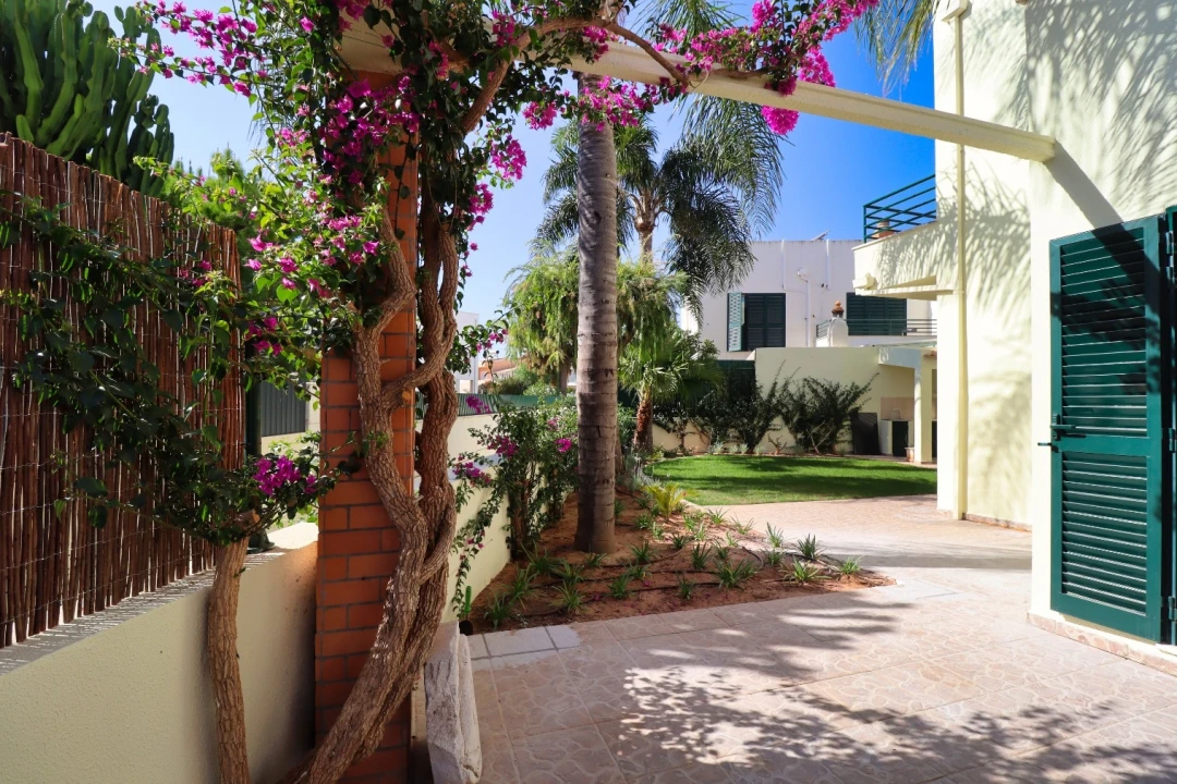 Moradia T3 para Venda em Alcantarilha e Pêra Foto 19