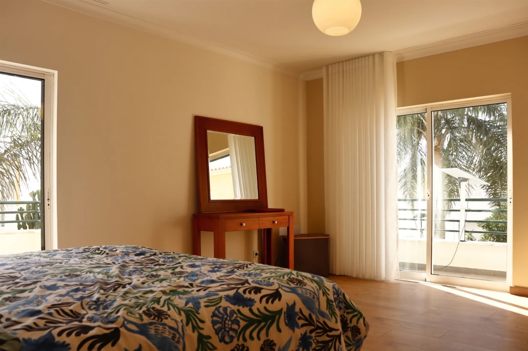 Moradia T3 para Venda em Alcantarilha e Pêra Foto 32