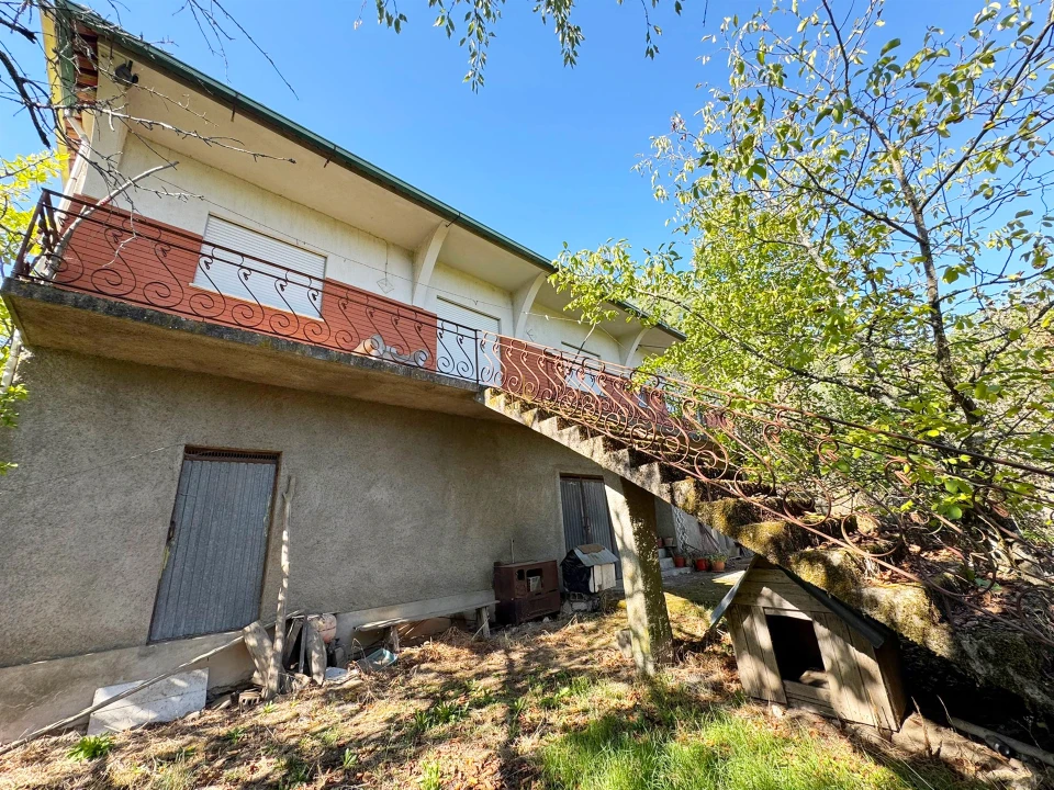 Quinta T3 para Venda em Castelões Foto 38