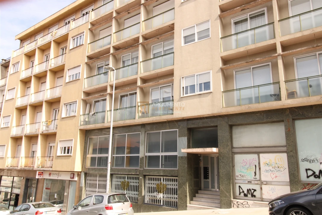 Apartamento T4 para Venda em Cedofeita, Santo Ildefonso, Sé, Miragaia, São Nicolau e Vitória Foto 11