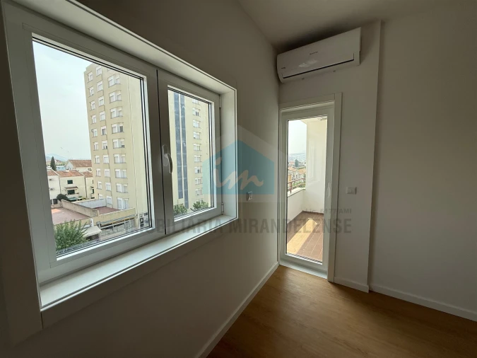 Apartamento T3 para Venda em Mirandela Foto 11