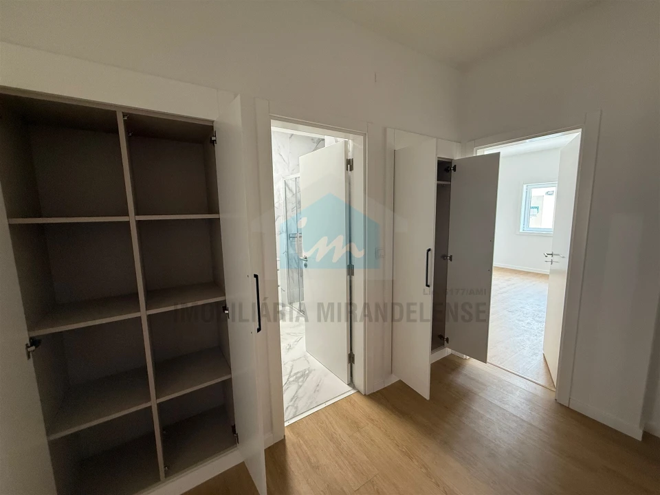 Apartamento T3 para Venda em Mirandela Foto 20