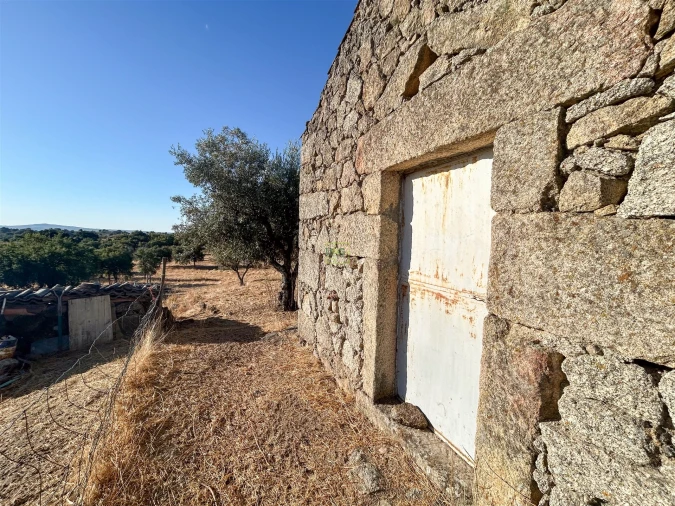 Quinta T0 para Venda em São Miguel de Acha Foto 58