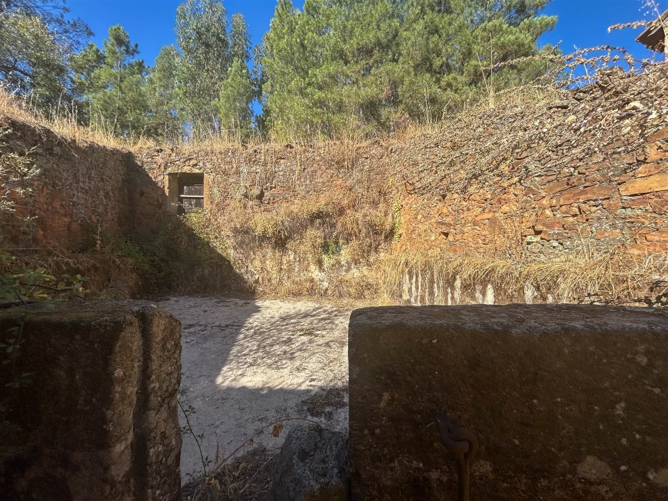 Quinta T0 para Venda em Capinha Foto 21