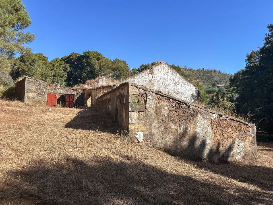 Quinta T0 para Venda em Capinha Foto 12