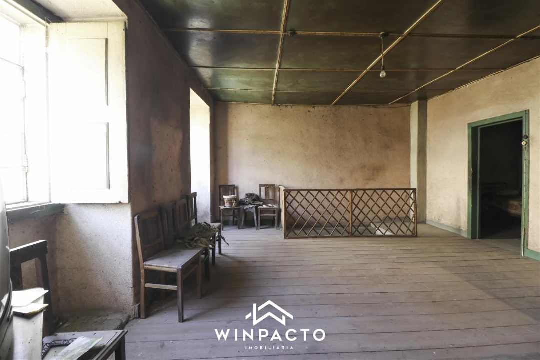 Moradia T2 para Venda em Santar e Moreira Foto 9