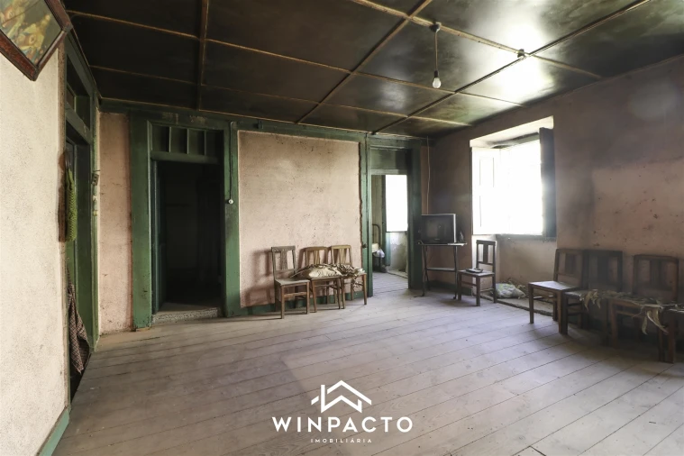 Moradia T2 para Venda em Santar e Moreira Foto 12