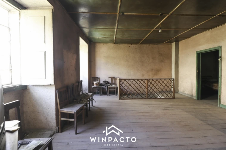 Moradia T2 para Venda em Santar e Moreira Foto 9