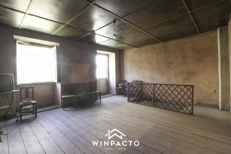 Moradia T2 para Venda em Santar e Moreira Foto 7