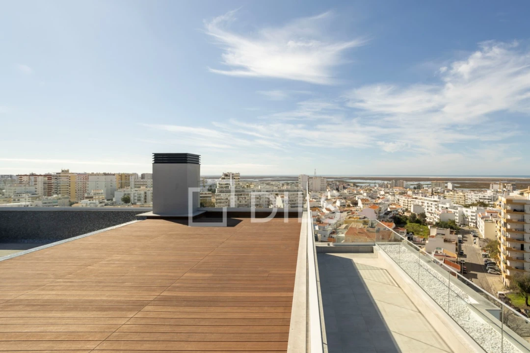 Apartamento T2 para Venda em Faro (Sé e São Pedro) Foto 32