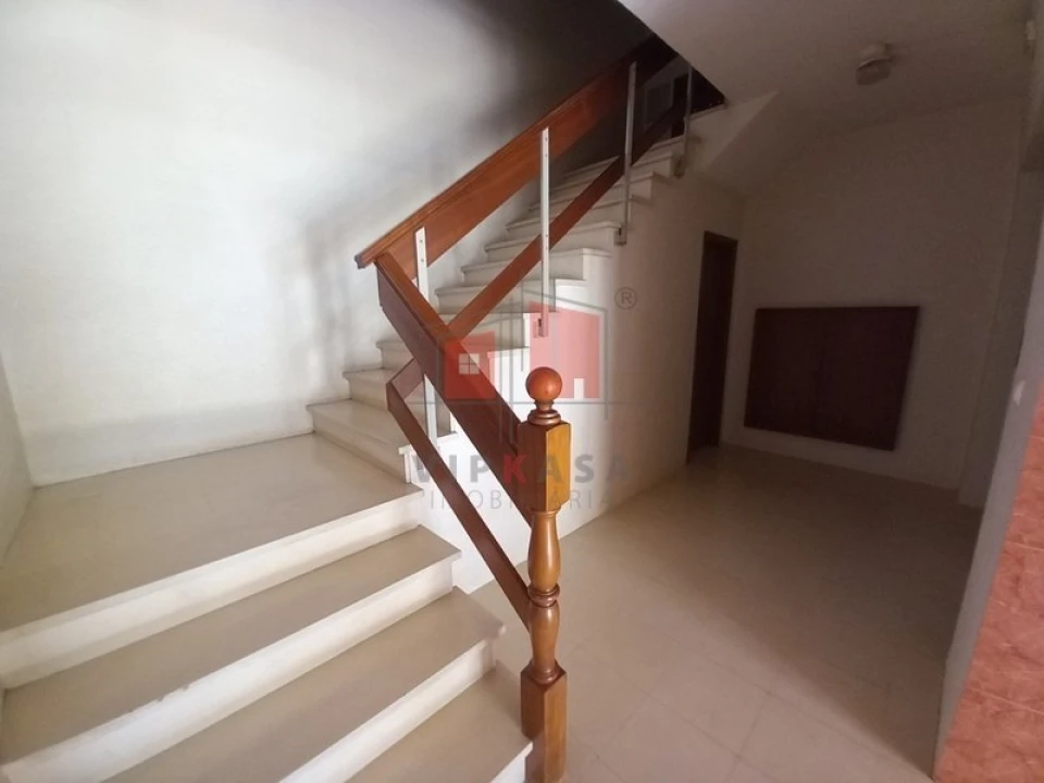 Apartamento T2 para Venda em Castanheira do Ribatejo e Cachoeiras Foto 4