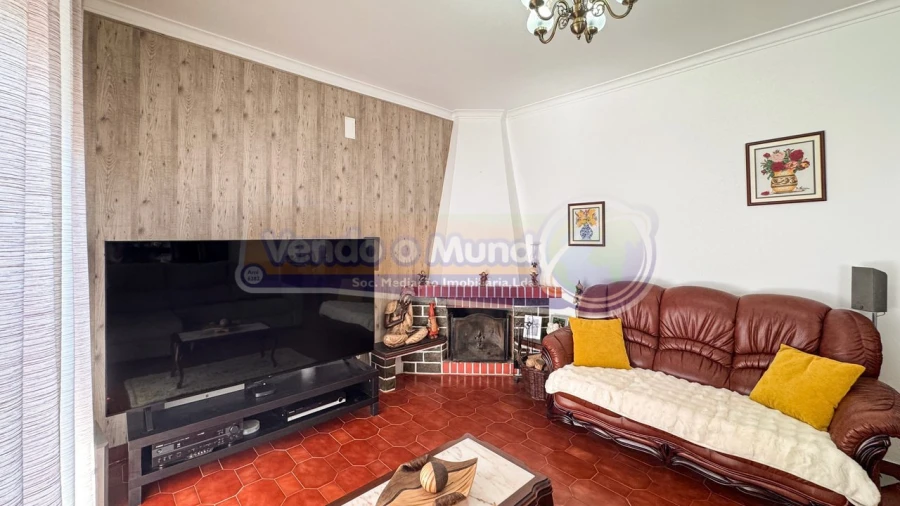 Moradia T4 para Venda em Samora Correia Foto 8