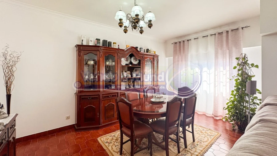 Moradia T4 para Venda em Samora Correia Foto 6