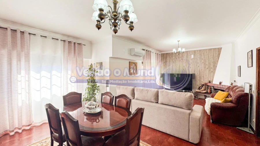 Moradia T4 para Venda em Samora Correia Foto 3