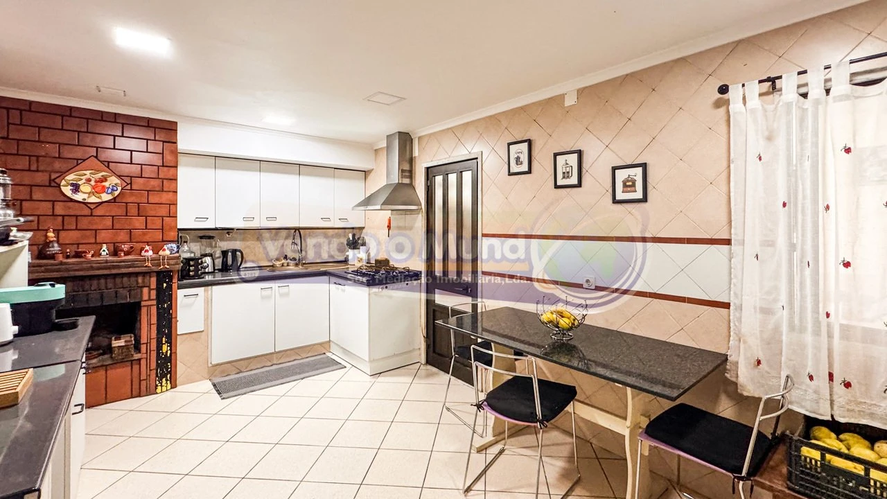 Moradia T4 para Venda em Samora Correia Foto 11