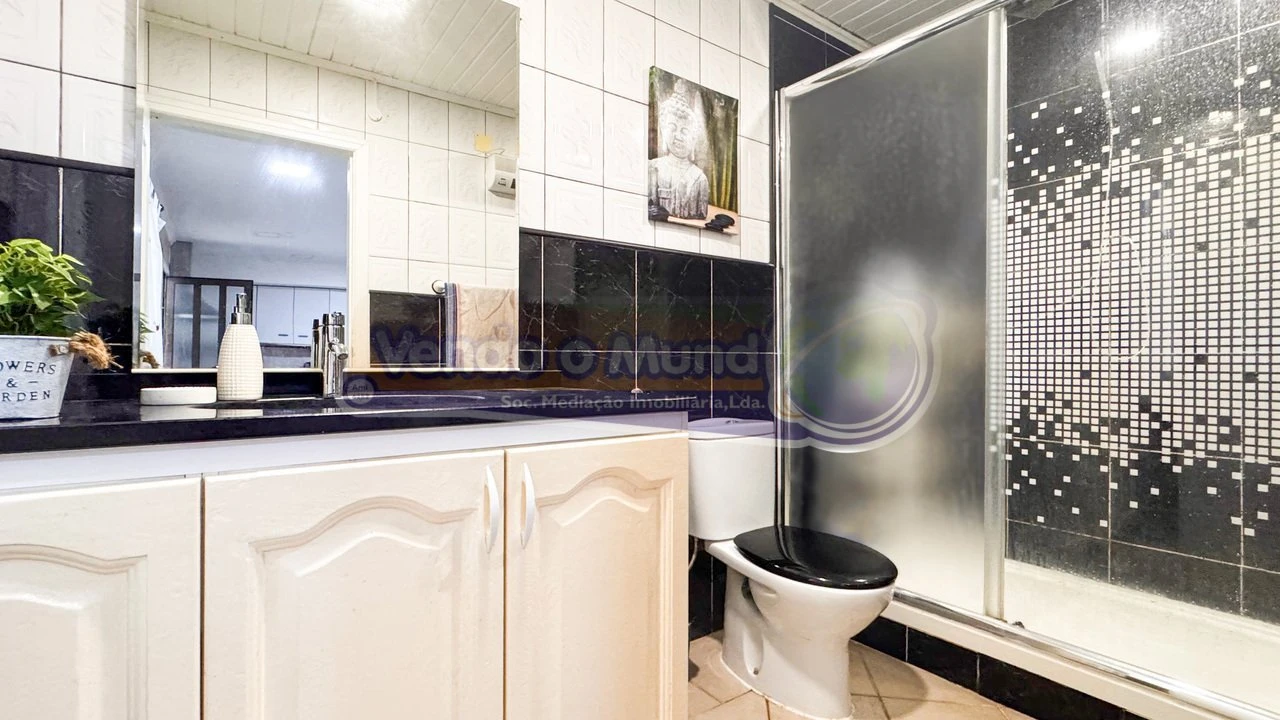 Moradia T4 para Venda em Samora Correia Foto 7