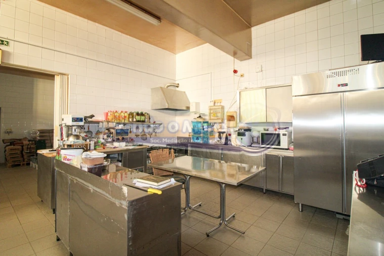 Loja para Venda em Biscainho Foto 16