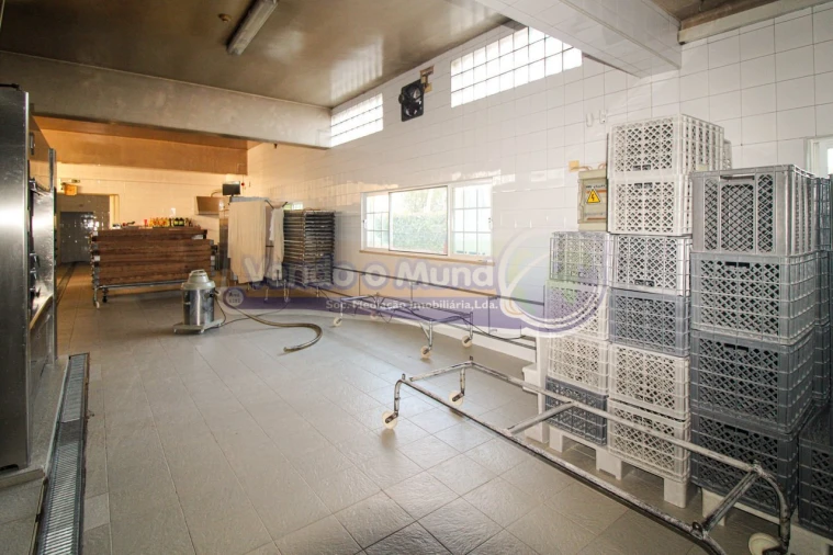 Loja para Venda em Biscainho Foto 18