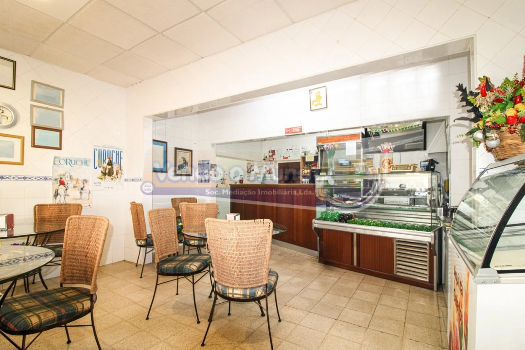 Loja para Venda em Biscainho Foto 2