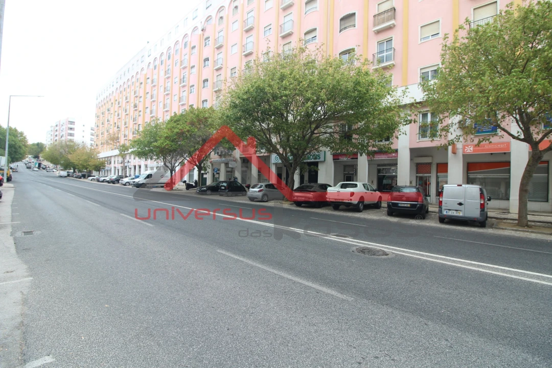 Loja para Venda em União das Freguesias de Setúbal Foto 1