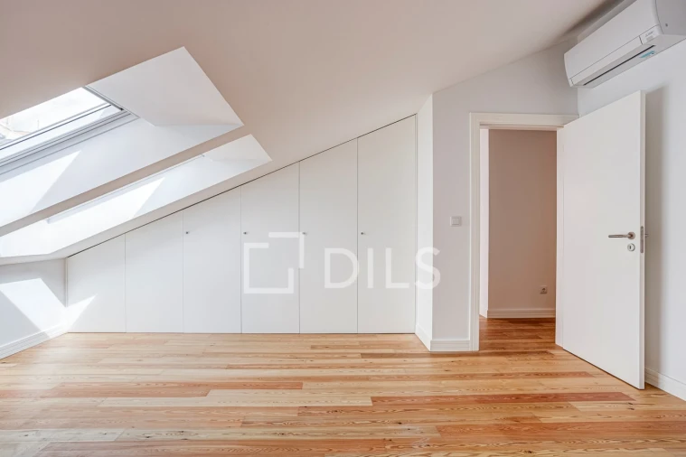 Apartamento T2 para Venda em Arroios Foto 11